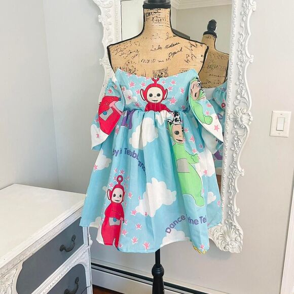 New York Couture *One of a Kind* Pastel Tele Tubbies Flutter Sleeve Dress - Picture 3 of 5